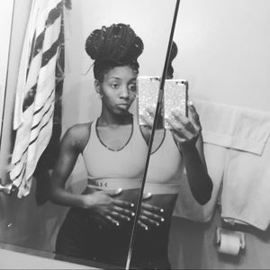 Meet your Posher, Alethea